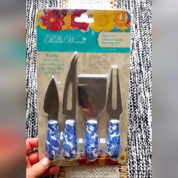 The Pioneer Woman Blue and White Cheese Knife Set - Picture 1 of 3